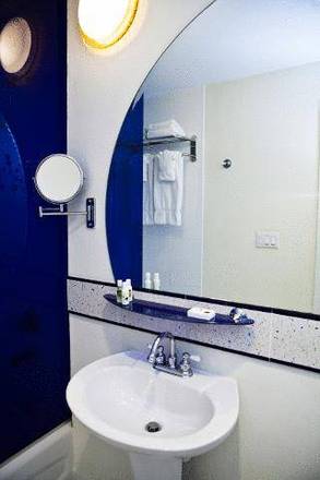 Blue Moon Hotel, Miami