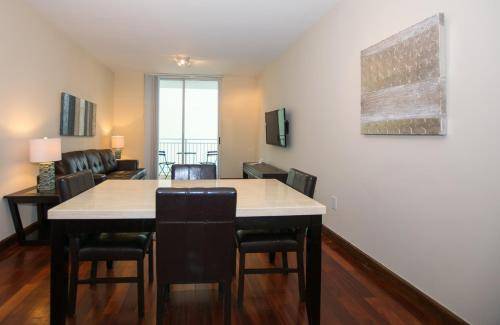 Fortune House Hotel Luxury Apartment Suites, Miami