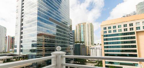 Fortune House Hotel Luxury Apartment Suites, Miami