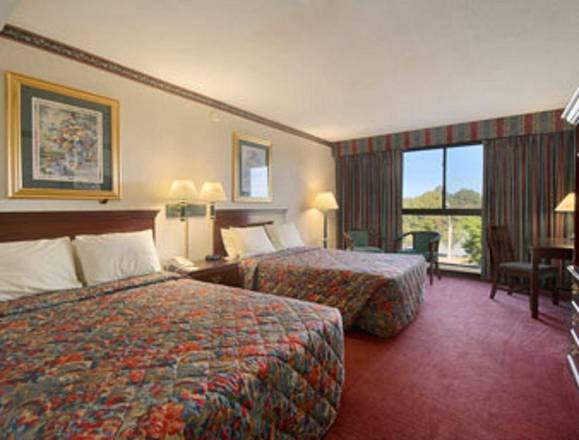 Days Hotel Boston, Boston
