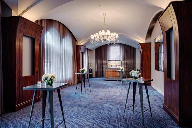 Loews Boston Hotel, Boston