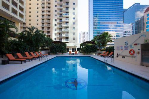 Fortune House Hotel Luxury Apartment Suites, Miami