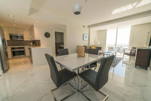 Fortune House Hotel Luxury Apartment Suites, Miami