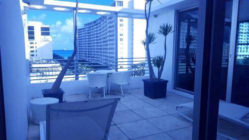 Albion Hotel, Miami